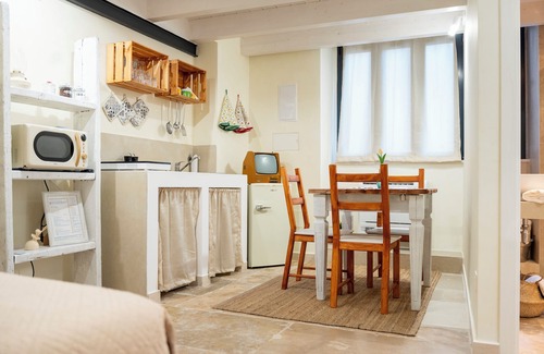 Barletta Apartment | Rustic Apartment in Barletta, 10 Minutes from the Sea