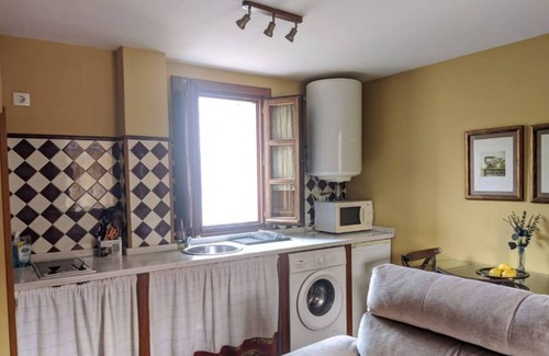 La Portilla Apartment | Rustic apartment next to the Museum