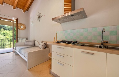 Tremosine Apartment | Rustic Apartment “Residence Tatiana B2” with Pool, Terrace