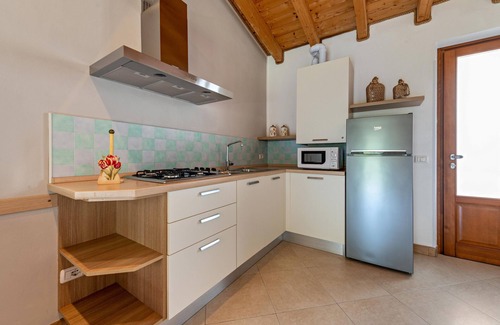 Tremosine Apartment | Rustic Apartment “Residence Tatiana B2” with Pool, Terrace