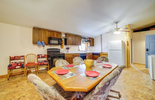 Elkhart Apartment | Rustic Apartment w/Sunset Views in Elkhart!