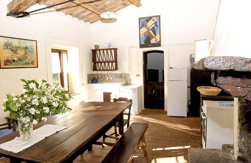Modigliana House | Rustic apartment with swimming pool