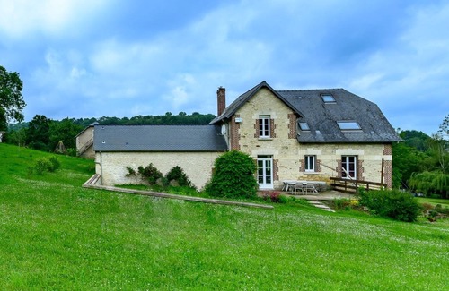 Vauxaillon House | Rustic barn in the countryside. Perfect for recharging your batteries!
