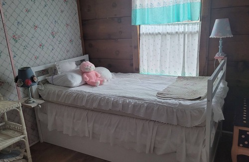 Athens Cabin | Rustic Cabin in the Woods