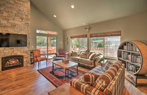 Packwood House | Rustic Cabin Near Mt Rainier Fire Pit and BBQ!