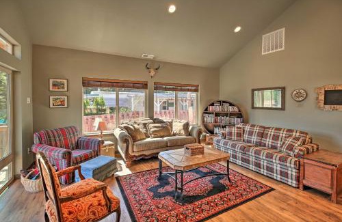 Packwood House | Rustic Cabin Near Mt Rainier Fire Pit and BBQ!