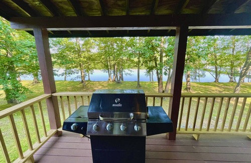 Lincoln Cabin | Rustic Cabin on Penobscot River (Pet-Friendly!)