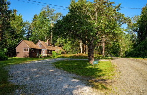 Stratton Mountain Cabin | Rustic Cabin on Private Pond in Stratton Vermont Close to Stratton Ski Area