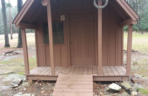 Murfreesboro Cabin | Rustic Cabin one at a discount price