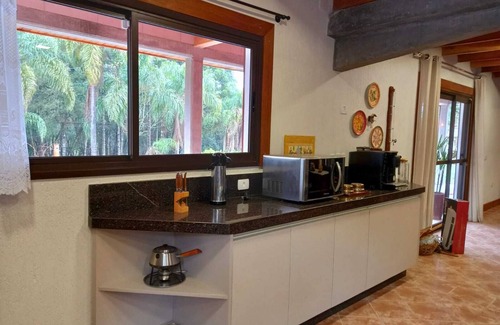 Tijucas do Sul Cottage | Rustic cabin | Pool | Lake | Barbecue