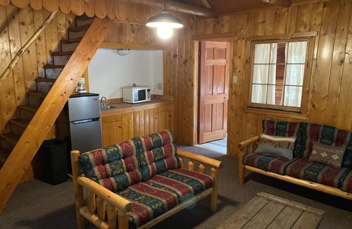 Lyons Cabin | Rustic cabin