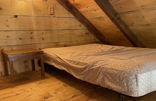 Kesley Cabin | Rustic Cabin w/pond. Secluded in the woods with walk in access.