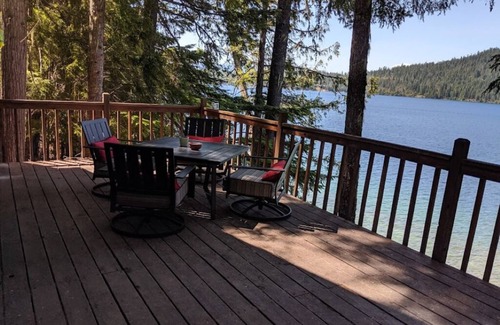 Coolin Cabin | Rustic cabin with stunning sunset views of Priest Lake