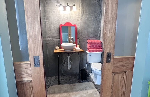 Little Falls Other | Rustic-chic carriage house with WiFi, AC and breath taking views