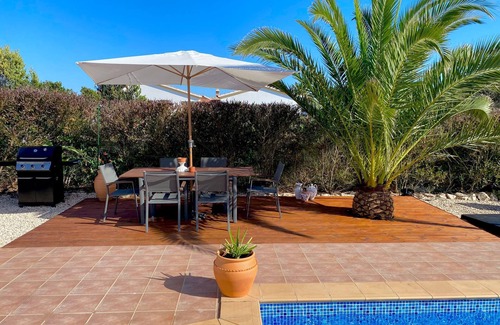 Aljezur Villa | Rustic Chic Villa with solar heated Pool five minutes from the beach!