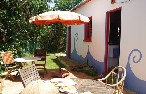 Carrapateira Cottage | Rustic Cottage with studio apartment and sleeping loft: garden with ocean views!