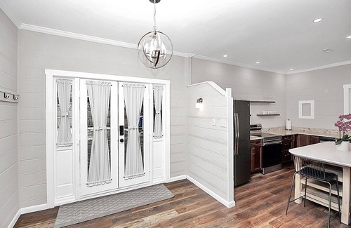 Concord Cottage | Rustic Cottage with GAME ROOM and Fire Pit Fully Fenced Yard!