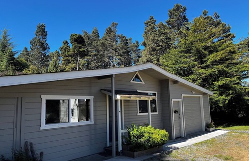 Fort Bragg House | Rustic, cozy Mendocino Coast cottage, wood stove and fire pit. Pet friendly!