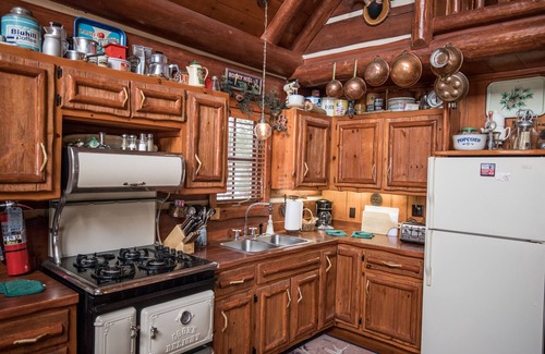 Hayward Cabin | Rustic, Cozy, Northwoods Cabin steps away from Round Lake on Richardson Bay!
