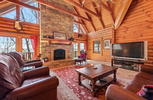 Boone House | Rustic Elegance