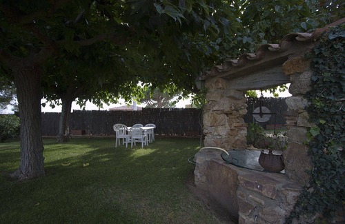 Castell-Platja d'Aro Villa | Rustic farmhouse with sea views, large garden and private pool.