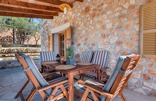 Son Antem Villa | Rustic Finca "Saresta den Rumbet" with Pool, Garden, Terrace & Wi-Fi