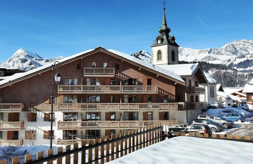 Notre-Dame-de-Bellecombe Apartment | Rustic apartment in the center of Notre Dame de Bellecombe