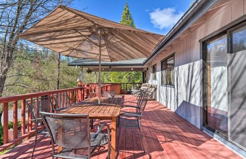 Groveland House | Rustic Groveland Home Private Hot Tub, Deck and BBQ
