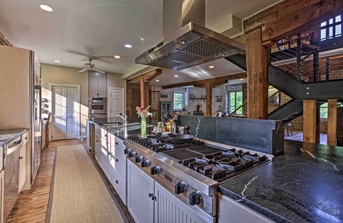 Scottsville House | Rustic Home & Cottage at Warren Mill on 12 Acres!
