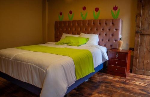 Cuenca Hotel | Rustic House
