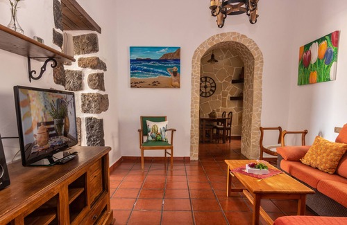 Teguise Cottage | Rustic House Los Dragos
