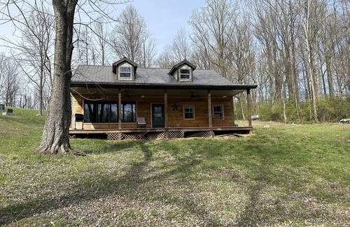 Inglefield Cabin | Rustic Lakefront Cabin Private Property