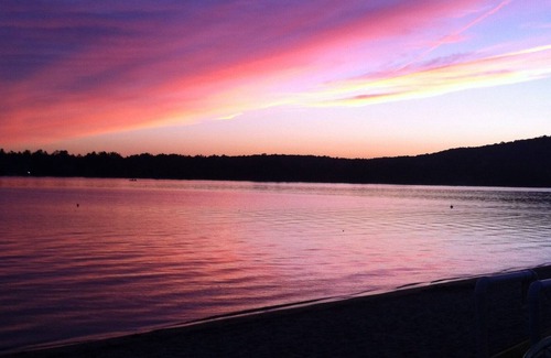Speculator Cabin | Rustic lakefront getaway