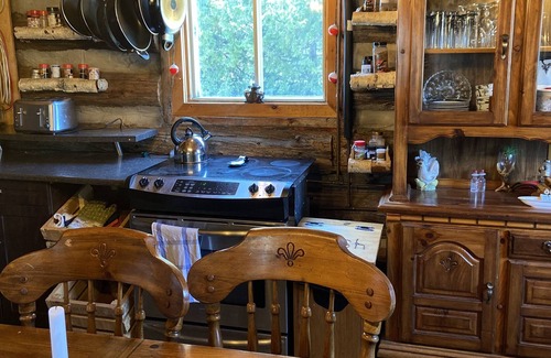 Lanark Highlands Cabin | Rustic log cabin - Lanark Highlands