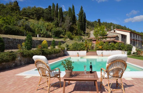 Talla Villa | Rustic luxury and breathtaking views near Arezzo in Casentino - 3br sleeps 6