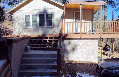 Cascade-Chipita Park Cabin | Rustic modern1928 Cabin in the heart of the Pikes Peak region.