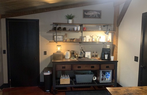 Wisconsin Dells Cabin | Rustic Modern Cabin on the WI River: Fur Babies Stay for Free!