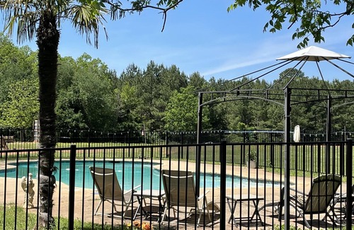 Rusk Cabin | Rustic ranch retreat with private saltwater pool! Pool closed Nov1-March 30
