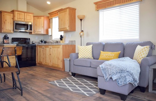 Greenehaven House | Rustic Retreat is your cozy sanctuary and gateway to stunning Lake Powell.