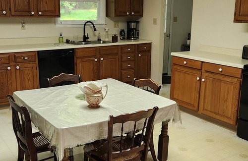 Porters Sideling House | Rustic Retreat Near Codorus Park, Hanover, PA