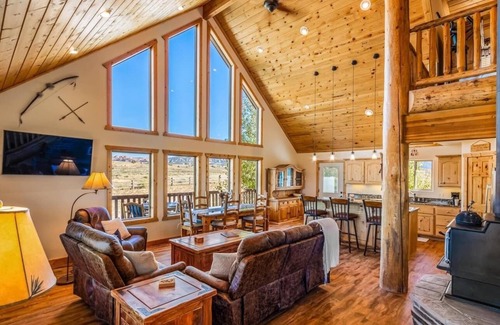 Panguitch Other | Rustic Riverside Retreat on 7 acres at the steps of Bryce Canyon National Park