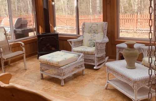 Cape Neddick Ski Chalet | Rustic, Romantic, & Spacious Log Chalet for the Family
