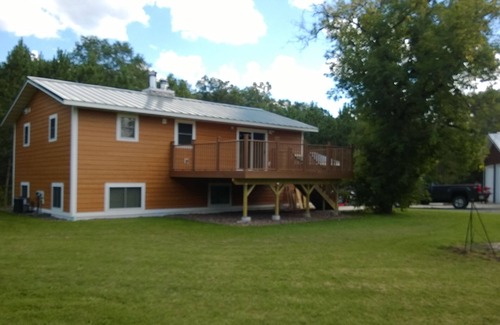 Merrillan Cabin | Rustic Secluded Cabin