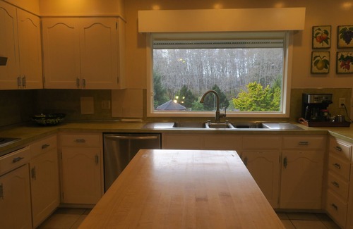 Copalis Beach Cabin | Rustic, Secluded Retreat Center near Copalis Beach