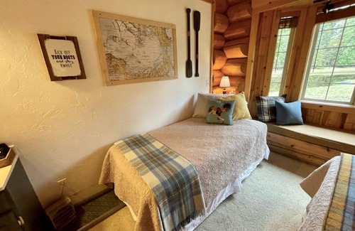 Thorne Bay Cabin | Rustic solitude aside Alaskas tidelands