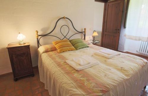 Proceno House | Rustic Stone Farmhouse in Proceno
