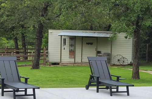Lee County Apartment | Rustic studio country cabin w/shared pool, firepit, & outdoor kitchen