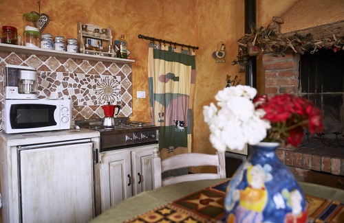 Ca' Pirami Villa | Rustic villa with huge garden and swimming pool