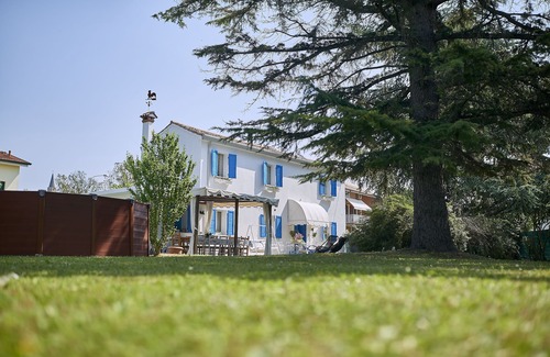 Ca' Pirami Villa | Rustic villa with huge garden and swimming pool