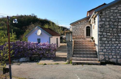 Rijecani Apartment | Rustic village